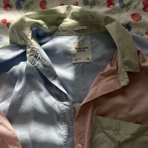 Abercrombie & Fitch pastel multicolored shirt